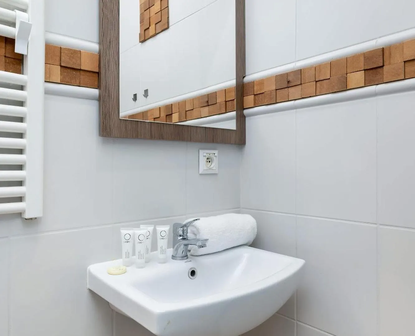 Bright Apartment Near Old Town And Wawel By Noclegi Renters Krakow