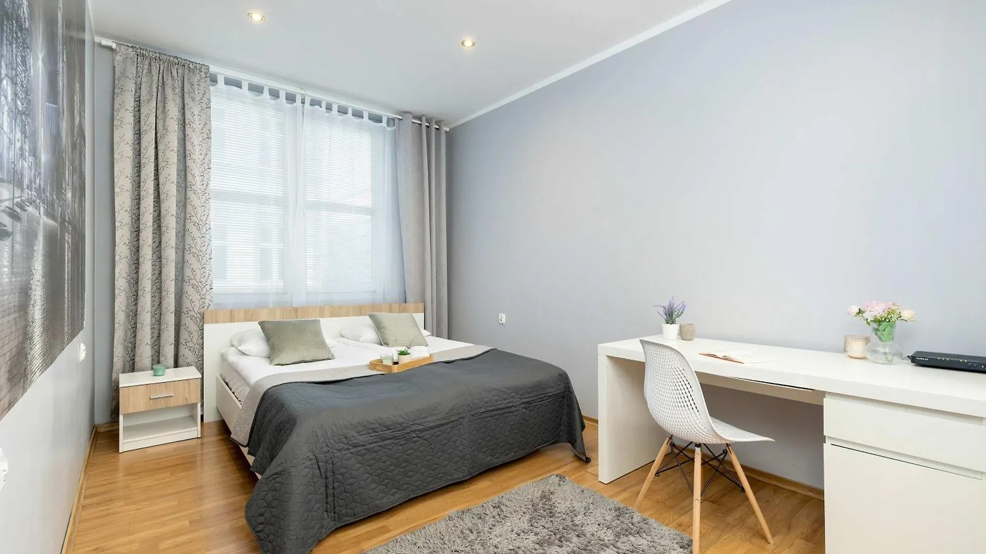 Bright Apartment Near Old Town And Wawel By Noclegi Renters Krakow